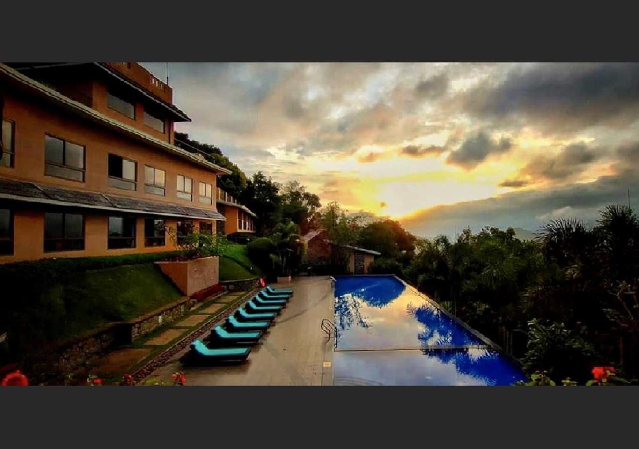 Hotel Poetree Thekkady Exterior foto