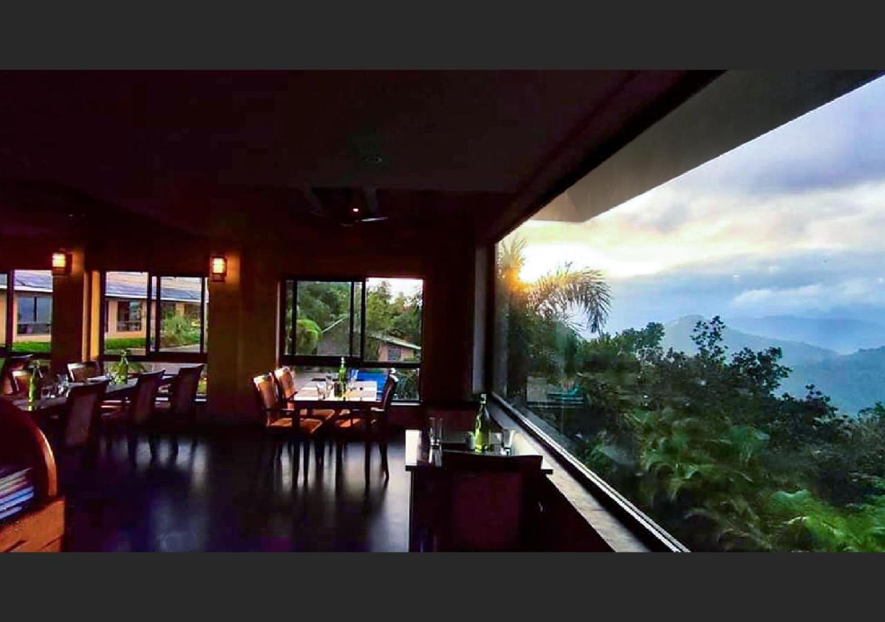 Hotel Poetree Thekkady Exterior foto